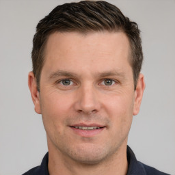 Автомастер Роман