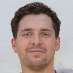 Автомастер Роман