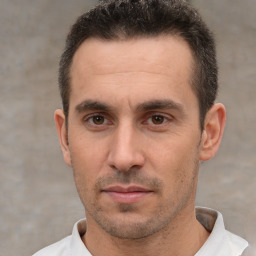 Автомастер Артемий