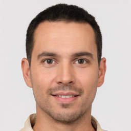 Автомастер Артемий